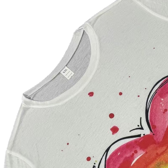 NWT 🤍🏳️🌈 WHITE RAINBOW STRIPED HEART PRIDE CREW LONG SLEEVE TSHIRT Women’s M - Picture 3 of 6